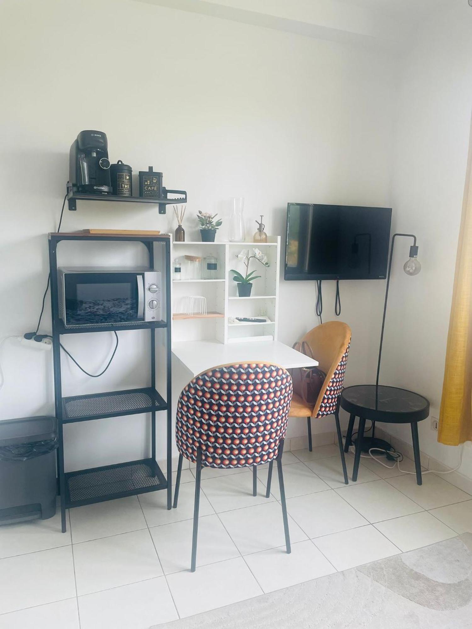 Beau Studio A 30Min De Paris Apartman Bobigny Kültér fotó