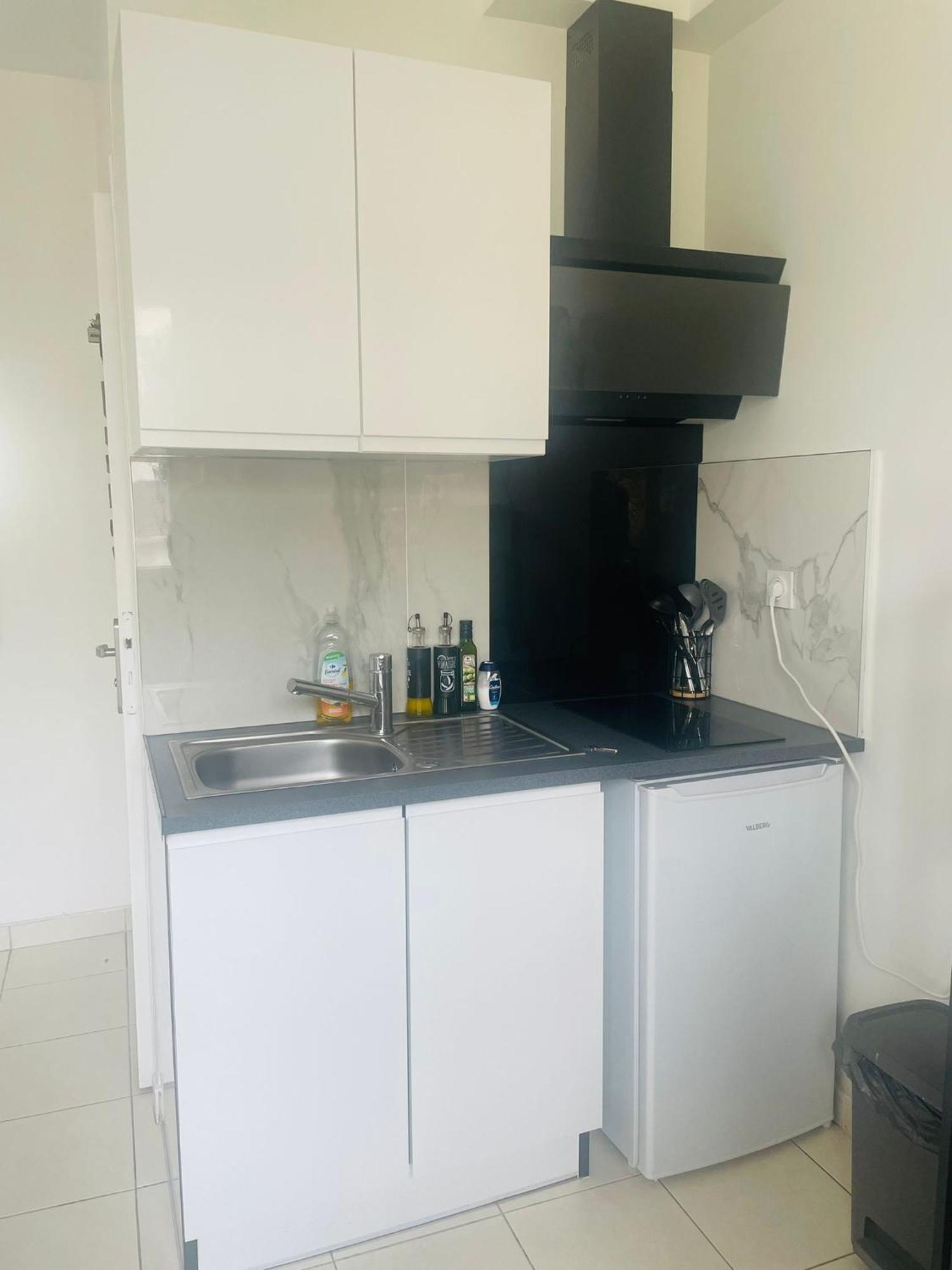 Beau Studio A 30Min De Paris Apartman Bobigny Kültér fotó